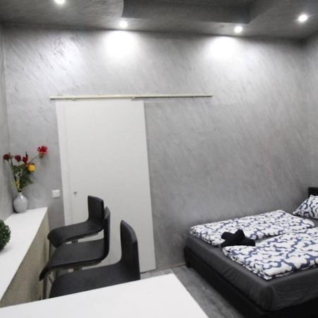 Family Studio In Akh Area Viena Exterior foto